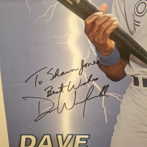 Signed Dave Winfield Poster. Toronto BSN Sports. MacGregor Power Hitters - Picture 3 of 4
